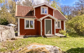 Three-Bedroom Holiday Home in Brakne Hoby in Bräkne-Hoby